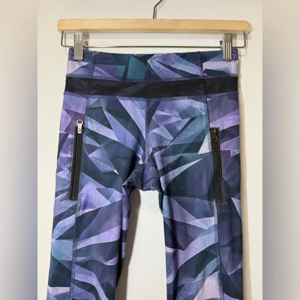 Lululemon Inspire Tight II (Mesh) Pretty Prism Multi / Black size 2